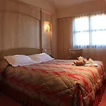 מלון Western La Metairie 3*