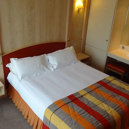 贝斯特韦斯特梅泰里酒店 3* 格斯奈