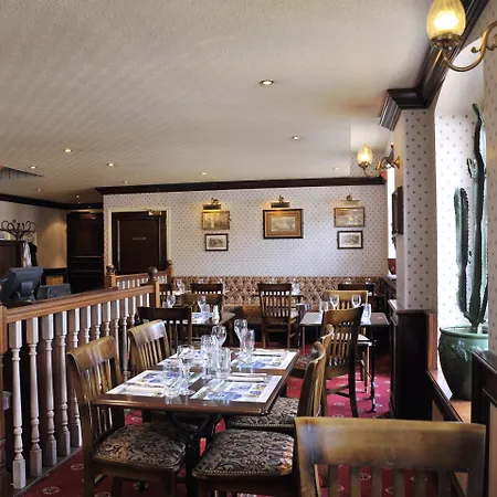 Western La Metairie Hotel 3*