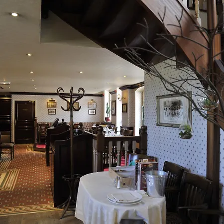 贝斯特韦斯特梅泰里酒店 3*