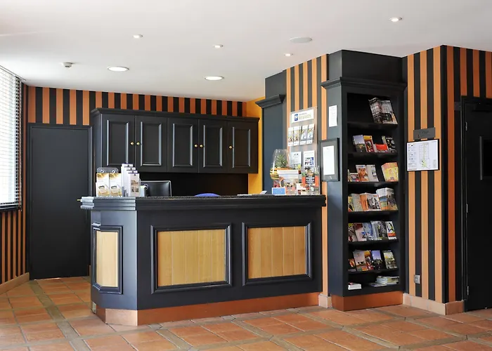 Western La Metairie 3*