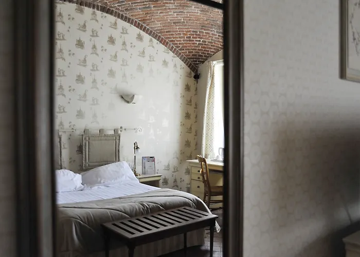 Western La Metairie 3*